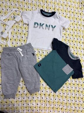 DKNY White with Teal Logo + Teal & Navy Pocket Tees & Gray Joggers Kids Set 12M!